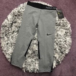 NWT Nike Big Girl’s Pro Capri Sport Tights Legging